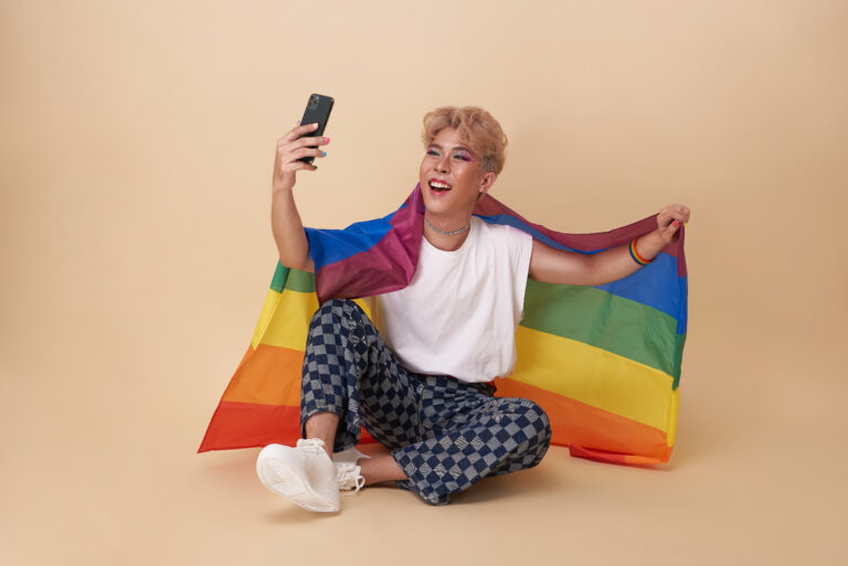 เฉลิมฉลอง pride month