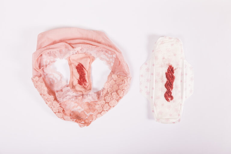 period blood clots